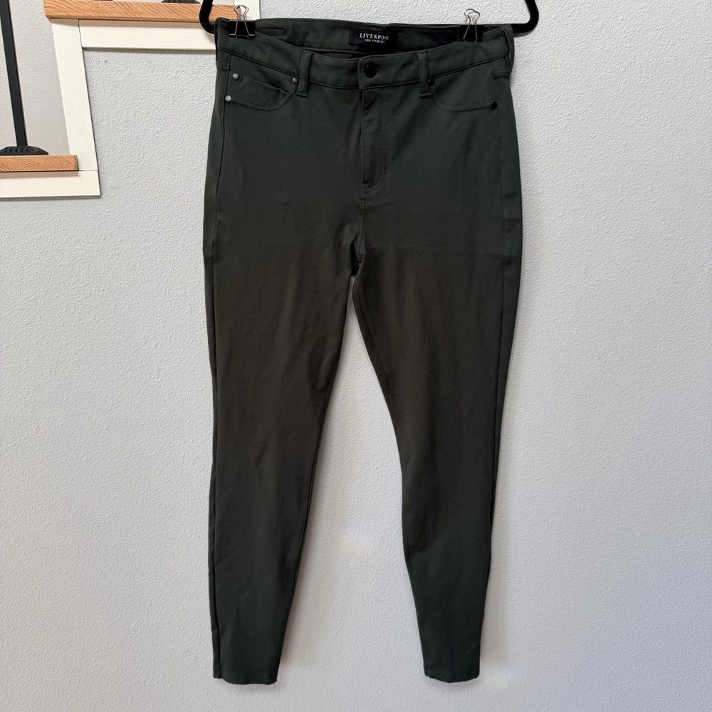 Liverpool Madonna Legging Skinny Ankle Pants Size 12/31 Peat Green